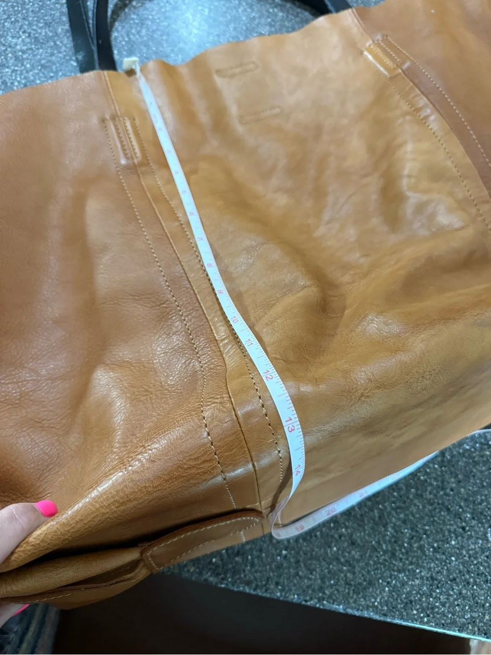 Old Trend Everyday Brown Leather Shoulder Bag with Black Straps